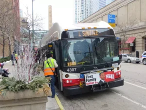 chicago cta shuttle bus 1