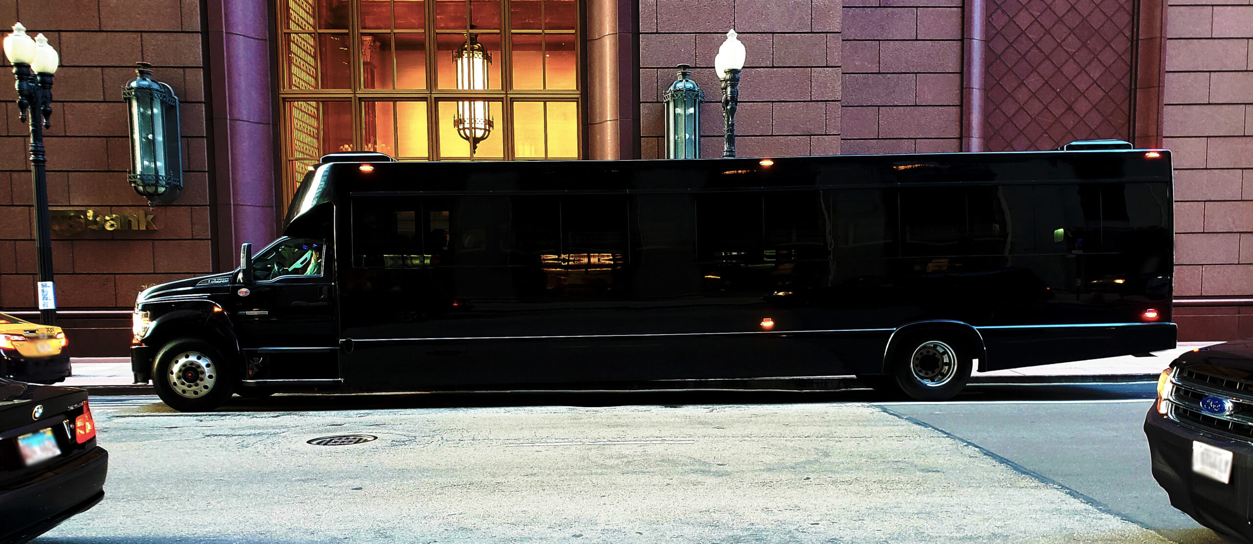 chicago party bus rentals