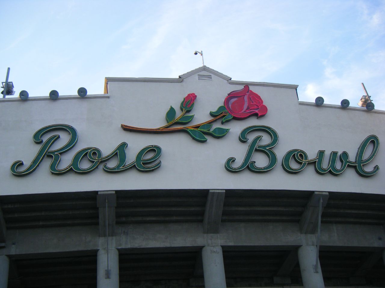 rose bowl bus pasadena tournament of roses bus